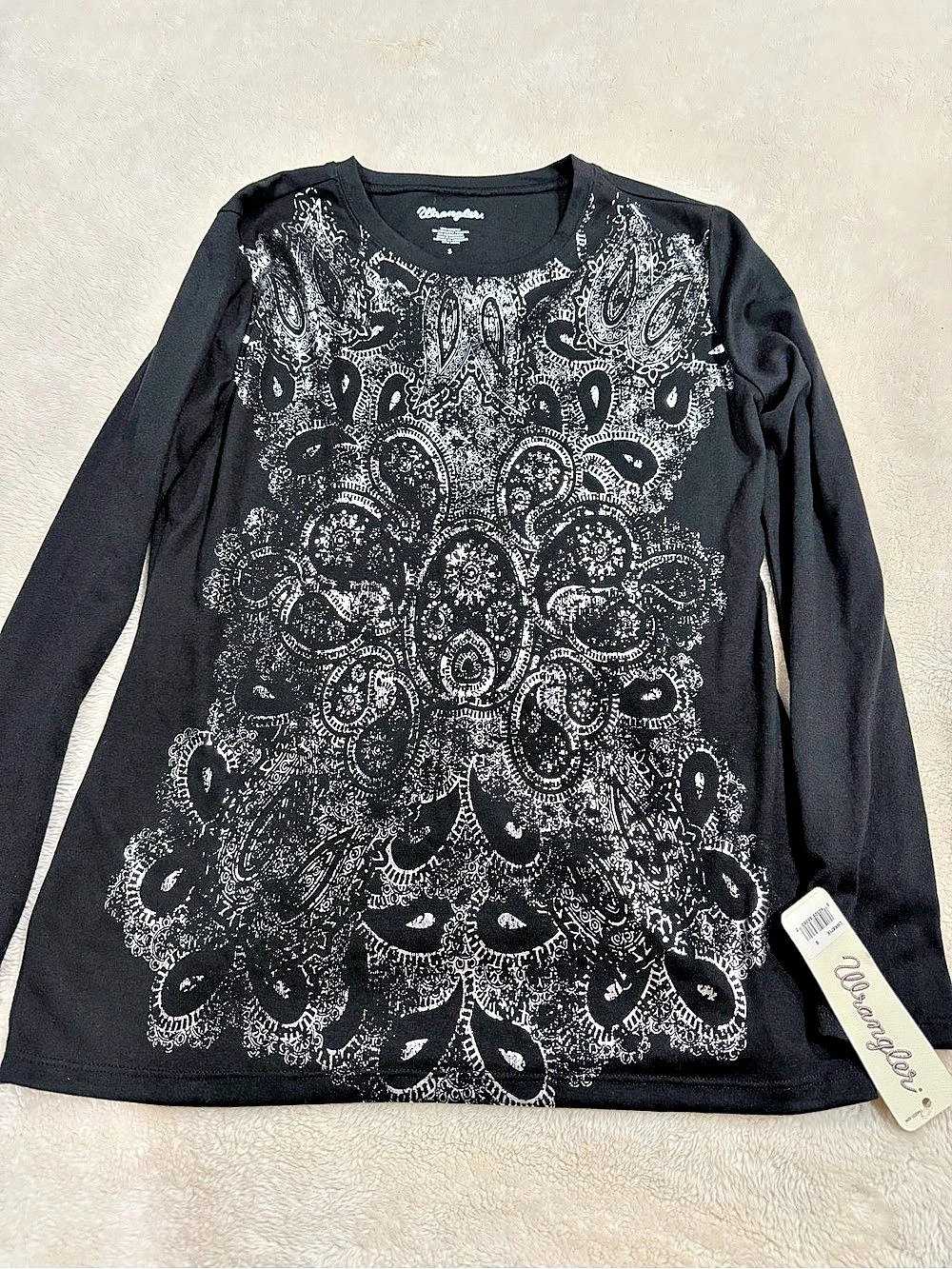 NWT Wrangler Long Sleeve Top